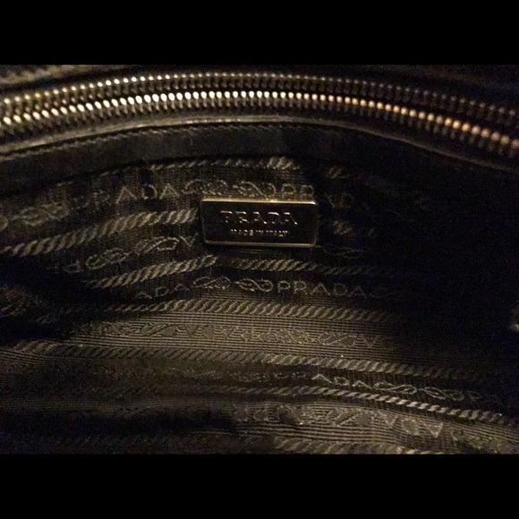 Prada handbag - Picture 3 of 5